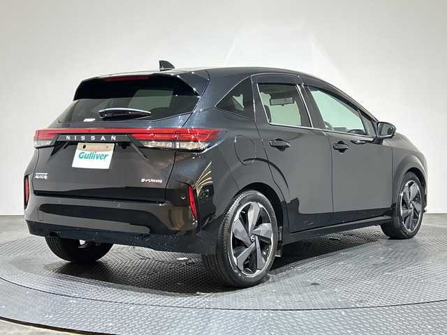 日産 オーラ 愛媛県 2022(令4)年 2.7万km 黒 純正9型ナビ/プロパイロット/フルセグテレビ/バックカメラ/全周囲カメラ/衝突被害軽減ブレーキ/BOSEサウンドシステム/ETC2.0/ワイヤレス充電/シートヒーター/ステアリングヒーター/HDMI/ブラインドスポットモニター/Bluetooth/ドライブレコーダー/合皮シート/カラーコードGAT