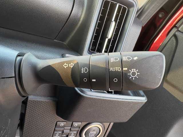 ダイハツ タント カスタム X 大阪府 2023(令5)年 1.4万km ブラックマイカメタリック/ファイアークォーツレッドメタリック 2トーン 純正ナビ/バックカメラ/フルセグ/両側パワースライドドア/スマートアシスト/シートヒーター/ハーフレザーシート/純正アルミホイール/LEDヘッドライト/プッシュスタート/スマートキー