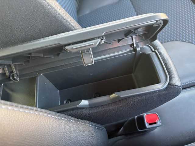 ダイハツ タント カスタム X 大阪府 2023(令5)年 1.4万km ブラックマイカメタリック/ファイアークォーツレッドメタリック 2トーン 純正ナビ/バックカメラ/フルセグ/両側パワースライドドア/スマートアシスト/シートヒーター/ハーフレザーシート/純正アルミホイール/LEDヘッドライト/プッシュスタート/スマートキー