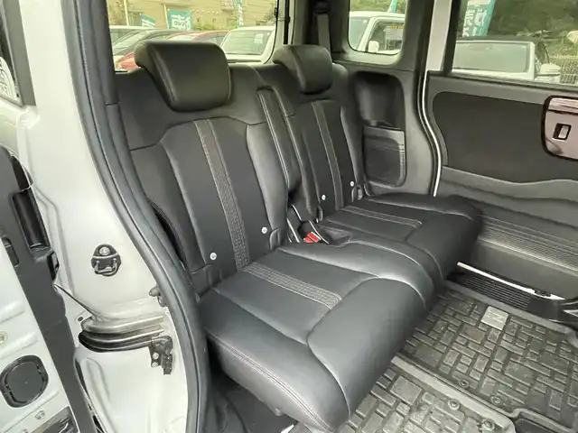 ホンダ Ｎ ＢＯＸ カスタム L ターボ コーディネートスタイル 埼玉県 2021(令3)年 3.3万km パールⅡ ワンオーナー車/社外９インチナビTV/バックカメラ/前後ドラレコ/ビルトインETC/レザーシート/前席シートヒーター/両側パワースライドドア/LEDヘッドライト/レーダークルーズコントロール/ホンダセンシング/純正15インチAW/プッシュスタート/スマートキーｘ２/保証書付整備手帳/取扱説明書