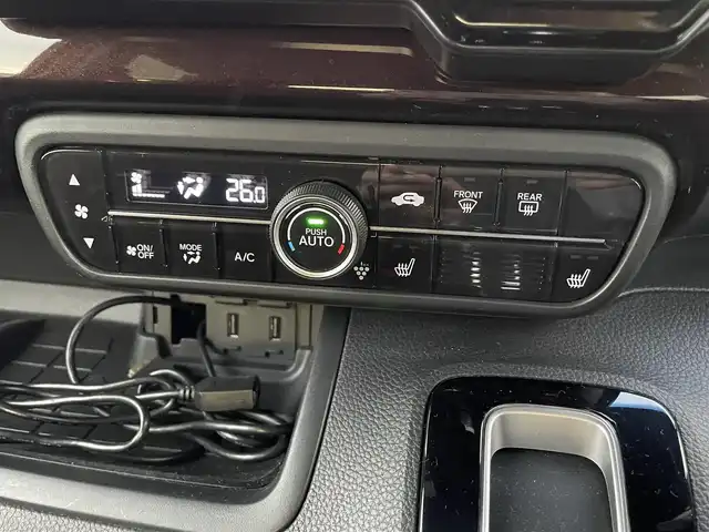 ホンダ Ｎ ＢＯＸ カスタム L ターボ コーディネートスタイル 埼玉県 2021(令3)年 3.3万km パールⅡ ワンオーナー車/社外９インチナビTV/バックカメラ/前後ドラレコ/ビルトインETC/レザーシート/前席シートヒーター/両側パワースライドドア/LEDヘッドライト/レーダークルーズコントロール/ホンダセンシング/純正15インチAW/プッシュスタート/スマートキーｘ２/保証書付整備手帳/取扱説明書