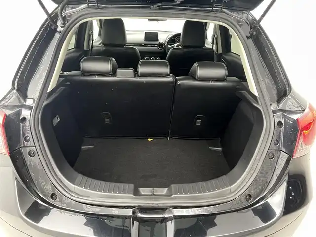 マツダ デミオ XD ツーリング 福井県 2015(平27)年 5.5万km ジェットブラックマイカ ディーゼル/純正マツダコネクトナビ/CD/DVD/フルセグTV/Bluetooth/USB/AM/FM/バックカメラ/衝突軽減ブレーキ/ETC/革巻きステアリング/ステアリングリモコン/ステアリングチルド機構/オートライト/フォグランプ/電動格納式ミラー/リアワイパー/社外シートカバー