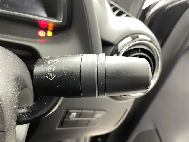 マツダ デミオ XD ツーリング 福井県 2015(平27)年 5.5万km ジェットブラックマイカ ディーゼル/純正マツダコネクトナビ/CD/DVD/フルセグTV/Bluetooth/USB/AM/FM/バックカメラ/衝突軽減ブレーキ/ETC/革巻きステアリング/ステアリングリモコン/ステアリングチルド機構/オートライト/フォグランプ/電動格納式ミラー/リアワイパー/社外シートカバー