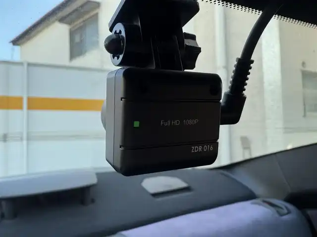 スバル ＢＲＺ S 愛知県 2015(平27)年 4.8万km クリスタルブラックシリカ /禁煙車//D型//6速ＭＴ//ＳＴＩフロントアンダースポイラー//ＳＴＩサイドアンダースポイラー//ＳＴＩリヤサイドアンダースポイラー//CUSCOフロントストラットバー//柿本改サクションパイプ//LEDデイライナー//ハーフレザーシート//シートヒーター//社外メモリナビ//フルセグ//AM/FM/CD/DVD/BD/SD/BT/USB/iPod//Memory music/HDMI/VTR/Android Auto//バックカメラ//ＥＴＣ//前後ドライブレコーダー//純正17AW//VSCスポーツモード//ＴＲＣ//トルセンLSD//フルフロアアンダーカバー//クルーズコントロール//大型マフラーカッター//サウンドクリエーター//バイキセノンオートライト/フォグランプ//電動格納ミラー//純正フロアマット//サブウーファー ＡＬＰＡＩＮ SWD-1600//スマートキー//プッシュスタート//取扱説明書//ディーラー記録簿