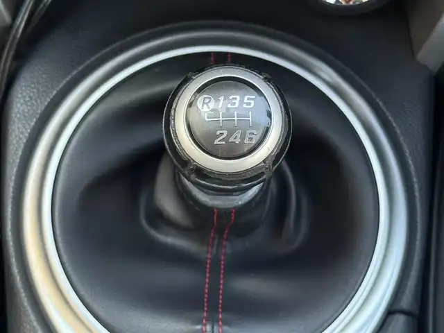 スバル ＢＲＺ S 愛知県 2015(平27)年 4.8万km クリスタルブラックシリカ /禁煙車//D型//6速ＭＴ//ＳＴＩフロントアンダースポイラー//ＳＴＩサイドアンダースポイラー//ＳＴＩリヤサイドアンダースポイラー//CUSCOフロントストラットバー//柿本改サクションパイプ//LEDデイライナー//ハーフレザーシート//シートヒーター//社外メモリナビ//フルセグ//AM/FM/CD/DVD/BD/SD/BT/USB/iPod//Memory music/HDMI/VTR/Android Auto//バックカメラ//ＥＴＣ//前後ドライブレコーダー//純正17AW//VSCスポーツモード//ＴＲＣ//トルセンLSD//フルフロアアンダーカバー//クルーズコントロール//大型マフラーカッター//サウンドクリエーター//バイキセノンオートライト/フォグランプ//電動格納ミラー//純正フロアマット//サブウーファー ＡＬＰＡＩＮ SWD-1600//スマートキー//プッシュスタート//取扱説明書//ディーラー記録簿