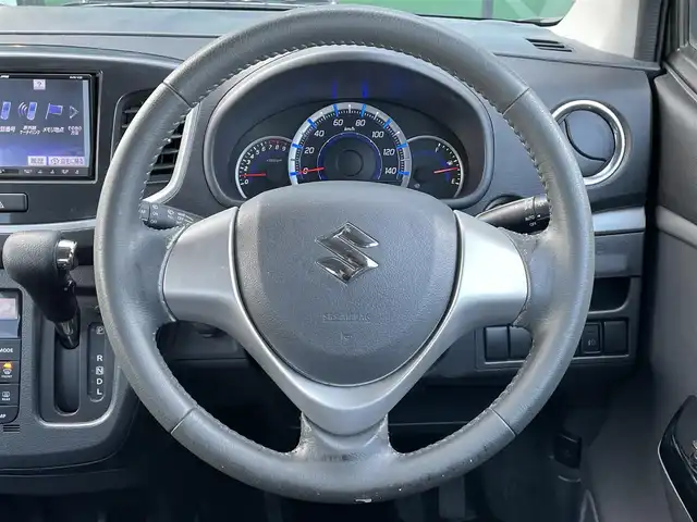 スズキ ワゴンＲ スティングレー X 香川県 2013(平25)年 9.5万km ブルーイッシュブラックパール3 エクリプス7型ナビ/・CD/DVD/・フルセグTV/・iPod接続/純正14インチアルミ/アイドリングストップ/HIDオートヘッドライト/フォグランプ/スマートキー/プッシュスタート