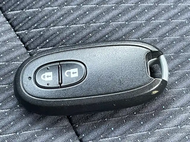 スズキ ワゴンＲ スティングレー X 香川県 2013(平25)年 9.5万km ブルーイッシュブラックパール3 エクリプス7型ナビ/・CD/DVD/・フルセグTV/・iPod接続/純正14インチアルミ/アイドリングストップ/HIDオートヘッドライト/フォグランプ/スマートキー/プッシュスタート