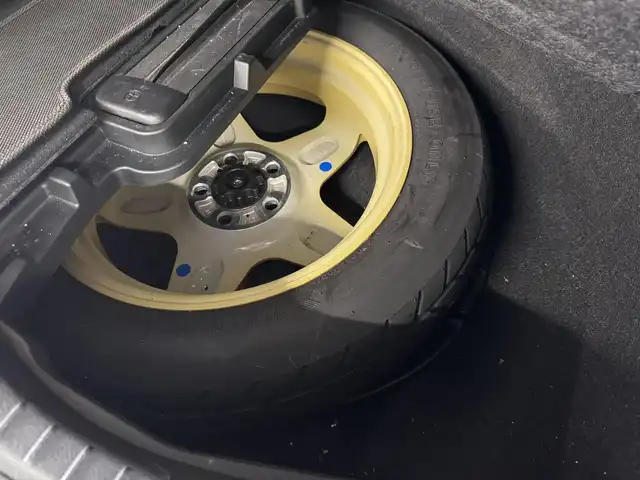 トヨタ アルファード S Cパッケージ 三重県 2021(令3)年 7.8万km ホワイトパールクリスタルシャイン ガソリン/FF/MTモード付インパネCVT/純正 9インチディスプレイオーディオ/（FM/AM/USB/iPod/Bluetooth/TV/Miracast/CarPlay/AndroidAuto）/バックガイドモニター/両側パワースライドドア/ドライブレコーダー 前後/ETC/Toyota Safety Sense/・プリクラッシュセーフティ/・レーントレーシングアシスト/・クリアランスソナー/・パーキングサポートブレーキ/・アダプティブハイビームシステム/・レーダークルコン/・ロードサインアシスト/・先行車発進告知機能/・ブラインドスポットモニター*＋リヤクロストラフィックアラート*/など/装備/・ツインムーンルーフ*/・デジタルインナーミラー*/・合皮シート/・パワーシート（D/N）/・エグゼクティブパワーシート（電動リクライニング＆オットマン（N/2nd））/・パワーバックドア/・シートヒーター・ベンチレーション（D/N）/・ステアリングヒーター/・オートライト/・3眼LEDヘッドランプ/・左右・後席独立オートエアコン/・純正18AW/・スマートキーx1/など