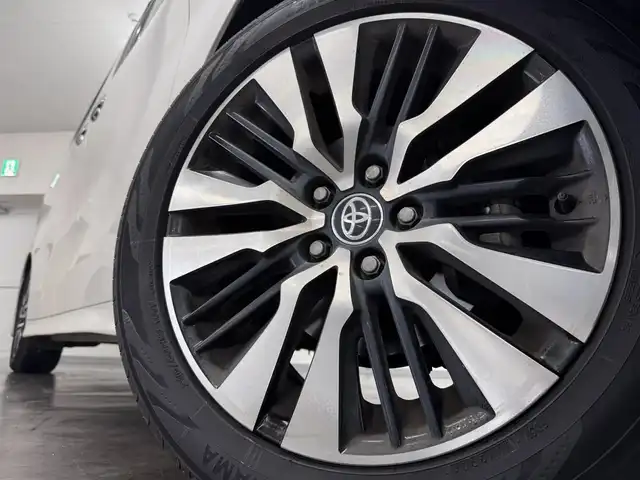 トヨタ アルファード S Cパッケージ 三重県 2021(令3)年 7.8万km ホワイトパールクリスタルシャイン ガソリン/FF/MTモード付インパネCVT/純正 9インチディスプレイオーディオ/（FM/AM/USB/iPod/Bluetooth/TV/Miracast/CarPlay/AndroidAuto）/バックガイドモニター/両側パワースライドドア/ドライブレコーダー 前後/ETC/Toyota Safety Sense/・プリクラッシュセーフティ/・レーントレーシングアシスト/・クリアランスソナー/・パーキングサポートブレーキ/・アダプティブハイビームシステム/・レーダークルコン/・ロードサインアシスト/・先行車発進告知機能/・ブラインドスポットモニター*＋リヤクロストラフィックアラート*/など/装備/・ツインムーンルーフ*/・デジタルインナーミラー*/・合皮シート/・パワーシート（D/N）/・エグゼクティブパワーシート（電動リクライニング＆オットマン（N/2nd））/・パワーバックドア/・シートヒーター・ベンチレーション（D/N）/・ステアリングヒーター/・オートライト/・3眼LEDヘッドランプ/・左右・後席独立オートエアコン/・純正18AW/・スマートキーx1/など