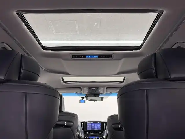 トヨタ アルファード S Cパッケージ 三重県 2021(令3)年 7.8万km ホワイトパールクリスタルシャイン ガソリン/FF/MTモード付インパネCVT/純正 9インチディスプレイオーディオ/（FM/AM/USB/iPod/Bluetooth/TV/Miracast/CarPlay/AndroidAuto）/バックガイドモニター/両側パワースライドドア/ドライブレコーダー 前後/ETC/Toyota Safety Sense/・プリクラッシュセーフティ/・レーントレーシングアシスト/・クリアランスソナー/・パーキングサポートブレーキ/・アダプティブハイビームシステム/・レーダークルコン/・ロードサインアシスト/・先行車発進告知機能/・ブラインドスポットモニター*＋リヤクロストラフィックアラート*/など/装備/・ツインムーンルーフ*/・デジタルインナーミラー*/・合皮シート/・パワーシート（D/N）/・エグゼクティブパワーシート（電動リクライニング＆オットマン（N/2nd））/・パワーバックドア/・シートヒーター・ベンチレーション（D/N）/・ステアリングヒーター/・オートライト/・3眼LEDヘッドランプ/・左右・後席独立オートエアコン/・純正18AW/・スマートキーx1/など