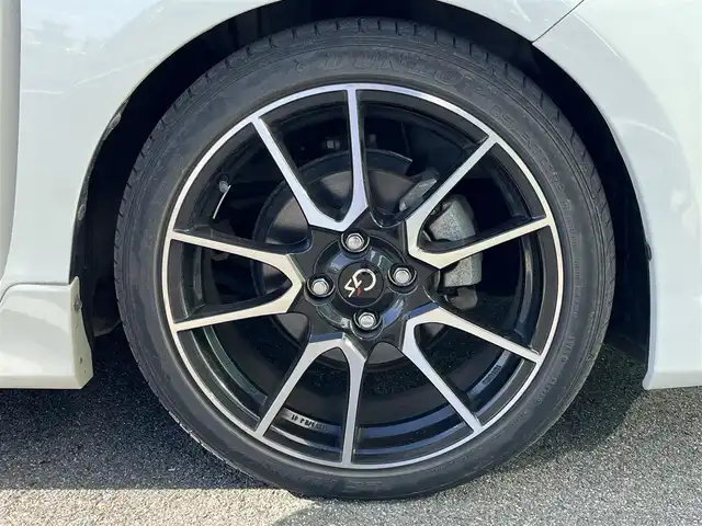 トヨタ アクア G G’s 奈良県 2015(平27)年 4.3万km ライムホワイトパールクリスタルシャイン 純正7インチナビ（NSCP-W62）/クルーズコントロール/バックカメラ/横滑り防止/ハーフレザーシート/前席シートヒーター/オートライト/LEDヘッドライト/電動格納ミラー/後方ドライブレコーダー/ETC/純正17インチAW/保証書/取り扱い説明書/スペアキーX1