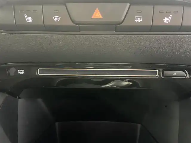 マツダ マツダ３セダン 20S プロアクティブ ツーリングS 鹿児島県 2023(令5)年 1.3万km マシーングレープレミアムM 禁煙車/アラウンドビューモニター/ブラインドスポットモニター/純正ナビ/　フルセグTV/　AppleCarplay/　AndroidAuto/　DVD/CD/　Bluetooth/　HDMI端子/前後ドライブレコーダー/ETC/電動パーキングブレーキ/オートブレーキホールド/ステアリングヒーター/運転席パワーシート/ドライビングポジションメモリー/前席シートヒーター/純正アルミホイール/電動格納ミラー/LEDヘッドライト