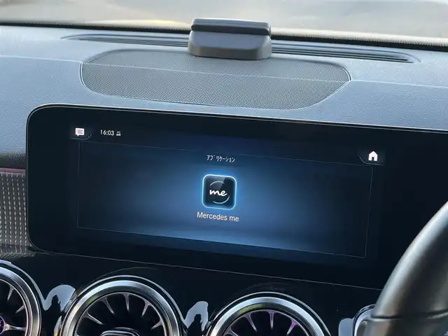 メルセデス・ベンツ Ｍ・ベンツ ＧＬＢ２００ｄ 4マチック 山梨県 2023(令5)年 1万km グレー