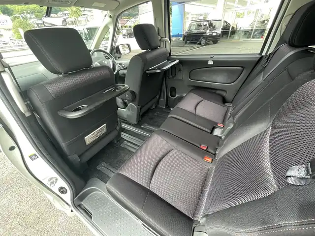 日産 セレナ ハイウェイS G Sハイブリッド 兵庫県 2012(平24)年 9.2万km ブリリアントホワイトパール (株)IDOMが運営する【じしゃロン神戸名谷店】の自社ローン専用車両になりますこちらは現金またはオートローンご利用時の価格です。自社ローンご希望の方は別途その旨お申付け下さい。/ナビ(HM512D-W)/TV/CD/DVD/Bluetooth/ETC/バックカメラ/クルーズコントロール/両側パワースライドドア/フリップダウンモニター/純正フロアマット/純正アルミホイール/ドアバイザー/オートライト/フォグライト/取扱説明書/保証書/スペアキー×１