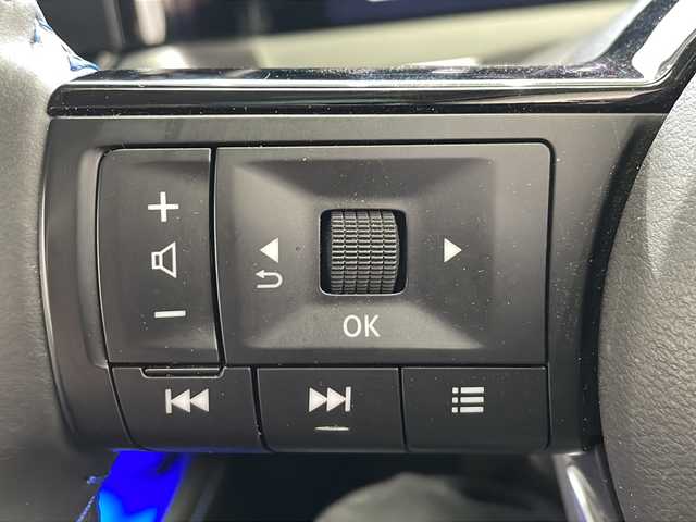 日産 ノート オーテック 栃木県 2021(令3)年 4.2万km 黒 純正ナビ/（フルセグ/Bluetooth/USB）/全方位カメラ/プロパイロット/エマージェンシーブレーキシステム/コーナーセンサー/ビルトインETC/前方ドラレコ/禁煙車/デジタルインナーミラー/オートライト/LEDヘッドライト/横滑り防止装置/フォグランプ/スマートキー/プッシュスタート/ステアリングスイッチ/電動格納ミラー/ウインカーミラー/純正アルミホイール/純正フロアマット