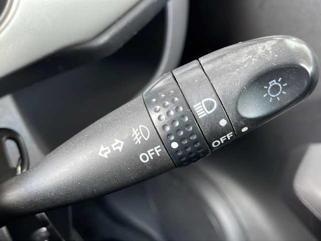 スバル ステラ カスタム R 長野県 2006(平18)年 8.7万km パール ４WD/純正CD/キーレス/保証書/取説