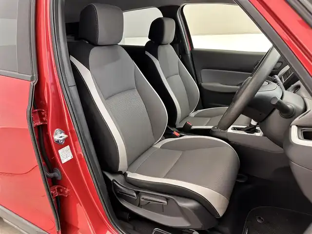 ホンダ フィット e:HEVクロスター 滋賀県 2020(令2)年 5.4万km プレミアムクリスタルレッドM 純正9インチナビ/（CD/DVD/フルセグTV/Bluetooth）/バックカメラ/追従型クルーズコントロール/ビルトインETC/ドライブレコーダー/オートライト/オートハイビーム/コーナーセンサー/LEDヘッドライト/衝突回避支援システム/レーンキープアシスト/横滑り防止装置/電動パーキングブレーキ/プッシュスタート/スマートキー