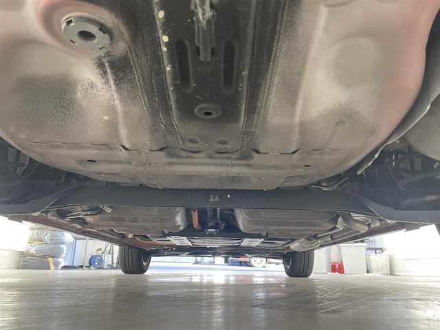 ホンダ フィット e:HEVクロスター 滋賀県 2020(令2)年 5.4万km プレミアムクリスタルレッドM 純正9インチナビ/（CD/DVD/フルセグTV/Bluetooth）/バックカメラ/追従型クルーズコントロール/ビルトインETC/ドライブレコーダー/オートライト/オートハイビーム/コーナーセンサー/LEDヘッドライト/衝突回避支援システム/レーンキープアシスト/横滑り防止装置/電動パーキングブレーキ/プッシュスタート/スマートキー