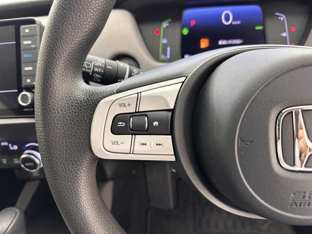 ホンダ フィット e:HEVクロスター 滋賀県 2020(令2)年 5.4万km プレミアムクリスタルレッドM 純正9インチナビ/（CD/DVD/フルセグTV/Bluetooth）/バックカメラ/追従型クルーズコントロール/ビルトインETC/ドライブレコーダー/オートライト/オートハイビーム/コーナーセンサー/LEDヘッドライト/衝突回避支援システム/レーンキープアシスト/横滑り防止装置/電動パーキングブレーキ/プッシュスタート/スマートキー