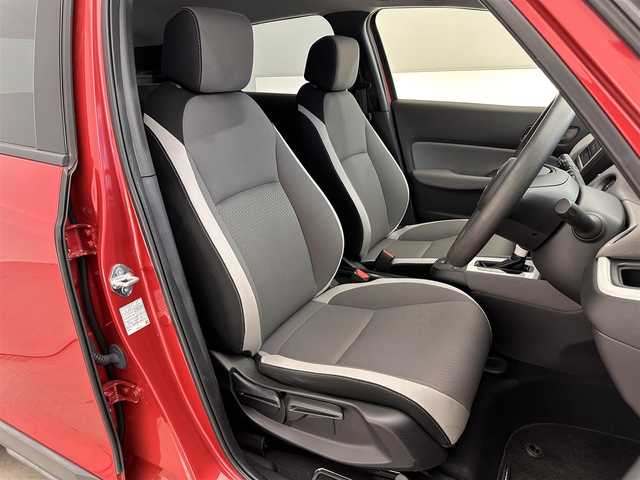 ホンダ フィット e:HEVクロスター 滋賀県 2020(令2)年 5.4万km プレミアムクリスタルレッドM 純正9インチナビ/（CD/DVD/フルセグTV/Bluetooth）/バックカメラ/追従型クルーズコントロール/ビルトインETC/ドライブレコーダー/オートライト/オートハイビーム/コーナーセンサー/LEDヘッドライト/衝突回避支援システム/レーンキープアシスト/横滑り防止装置/電動パーキングブレーキ/プッシュスタート/スマートキー