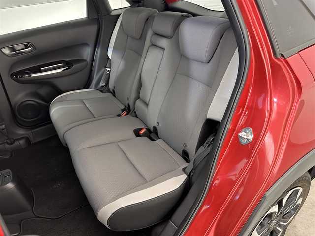 ホンダ フィット e:HEVクロスター 滋賀県 2020(令2)年 5.4万km プレミアムクリスタルレッドM 純正9インチナビ/（CD/DVD/フルセグTV/Bluetooth）/バックカメラ/追従型クルーズコントロール/ビルトインETC/ドライブレコーダー/オートライト/オートハイビーム/コーナーセンサー/LEDヘッドライト/衝突回避支援システム/レーンキープアシスト/横滑り防止装置/電動パーキングブレーキ/プッシュスタート/スマートキー