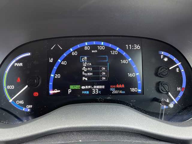 トヨタ ヤリスクロス ハイブリッド Z アドベンチャー 山口県 2023(令5)年 2万km プラチナホワイトパールマイカ ワンオーナー/トヨタセーフティーセンス/・プリクラッシュセーフティー/・レーンディパーチャーアラート/・パーキングサポートブレーキ/・リヤクロストラフィックアラート/・ブラインドスポットモニター/・ロードサインアシスト/・アダプティブクルーズコントロール/純正８型DA（フルセグTV、Bluetooth、AppleCarPlay、　/Android Auto）/パノラミックビューカメラ/パワーバックドア/純正LEDオートライト/ハーフレザーシート/運転席パワーシート/前席シートヒーター/ステアリングヒーター/ドライブレコーダー付きインナーミラー(前後)/パーキングアシスト/前後コーナーセンサー/純正18インチアルミホイール/サイド＆カーテンエアバッグ