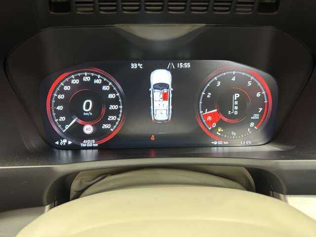 ボルボ ＸＣ９０ T5 AWD モーメンタム 千葉県 2016(平28)年 4.1万km オニキスブラックP ＡＣＣ　/白革シート　/３６０°カメラ　/電動リアゲート　/純正ナビ　/パワーシート　/シートヒーター　/レーンアシスト　/ブラインドスポット　/オートホールド　/ＥＴＣ