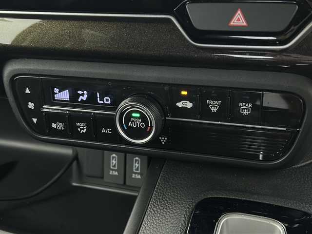 ホンダ Ｎ ＢＯＸ カスタム G L ターボ ホンダセンシング 宮城県 2018(平30)年 6.1万km プラチナホワイトパール ホンダセンシング/・衝突軽減ブレーキ/・アダプティブクルーズコントロール/・レーンキープアシスト/・先行車発進お知らせ/・標識認識機能/両側パワースライドドア/社外7インチナビ/・BT.CD.DVD.AM.FM/バックカメラ/ワンセグテレビ/ビルトインETC/革巻きステアリング/パドルシフト/ステアリングスイッチ/プッシュスタート/スマートキー（2本）/ハーフレザーシート/純正フロアマット/純正15インチアルミホイール/LEDヘッドライト/LEDフォグランプ/ドアバイザー/ウインカーミラー/アイドリングストップ/横滑り防止機能