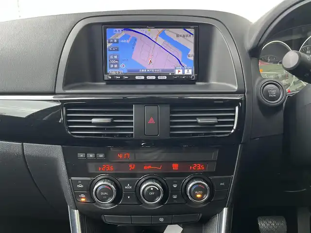 マツダ ＣＸ－５ XD 高知県 2012(平24)年 4万km ブラック 純正ナビ/　Bluetooth/フルセグ/　CD/DVD/AM/FM/バックカメラ/ターボ/ドライブレコーダー/ビルトインETC/純正フロアマット/純正17インチアルミホイール/オートライト/アイドリングストップ/プッシュスタート/スマートキー/スペアキー/MTモード付AT/AFS/横滑り防止装置/盗難防止装置/取扱説明書