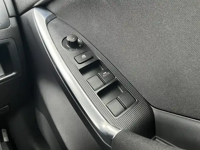 マツダ ＣＸ－５ XD 高知県 2012(平24)年 4万km ブラック 純正ナビ/　Bluetooth/フルセグ/　CD/DVD/AM/FM/バックカメラ/ターボ/ドライブレコーダー/ビルトインETC/純正フロアマット/純正17インチアルミホイール/オートライト/アイドリングストップ/プッシュスタート/スマートキー/スペアキー/MTモード付AT/AFS/横滑り防止装置/盗難防止装置/取扱説明書