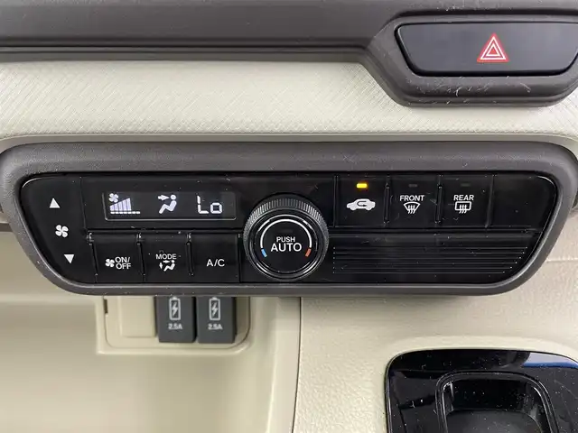 ホンダ Ｎ ＢＯＸ G L ホンダセンシング 群馬県 2019(令1)年 4.5万km ルナシルバーM 社外７インチナビ　バックカメラ　片側パワースライドドア　アダプティブクルーズコントロール　ＬＥＤ　ベンチシート　ステアリングリモコン　横滑り防止装置　アイドリングストップ　スマートキー　禁煙車