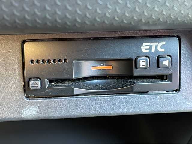 スズキ ハスラー F リミテッド 新潟県 2017(平29)年 9.9万km クールカーキパールメタリック/ホワイト2トーンルーフ 4WD/純正メモリナビ(CN-RZ72)/(AM/FM/CD/DVD/Bluetooth)/フルセグTV/衝突被害軽減ブレーキ/横滑り防止装置/ヒルディセントコントロール/グリップコントロール/レーンキープアシスト/アイドリングストップ/D/N席シートヒーター/ステアリングスイッチ/プッシュスタート/スマートキー/HIDヘッドライト/オートライト/フォグランプ/電動格納ミラー