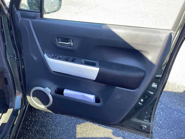 スズキ ハスラー F リミテッド 新潟県 2017(平29)年 9.9万km クールカーキパールメタリック/ホワイト2トーンルーフ 4WD/純正メモリナビ(CN-RZ72)/(AM/FM/CD/DVD/Bluetooth)/フルセグTV/衝突被害軽減ブレーキ/横滑り防止装置/ヒルディセントコントロール/グリップコントロール/レーンキープアシスト/アイドリングストップ/D/N席シートヒーター/ステアリングスイッチ/プッシュスタート/スマートキー/HIDヘッドライト/オートライト/フォグランプ/電動格納ミラー