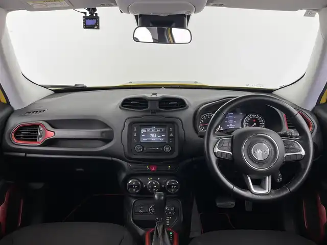 クライスラー・ジープ ジープ レネゲード トレイルホーク 大分県 2017(平29)年 3.1万km 黄 純正ディスプレイオーディオ/バックカメラ/スマートキー/スペアキー×１/オートクルーズコントロール/ＥＴＣ/前後ドライブレコーダー/オートライト/ＬＥＤヘッドライト/ステアリングスイッチ