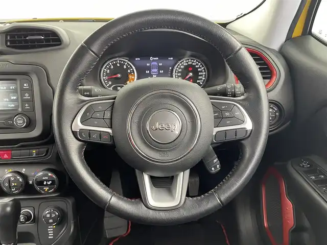 クライスラー・ジープ ジープ レネゲード トレイルホーク 大分県 2017(平29)年 3.1万km 黄 純正ディスプレイオーディオ/バックカメラ/スマートキー/スペアキー×１/オートクルーズコントロール/ＥＴＣ/前後ドライブレコーダー/オートライト/ＬＥＤヘッドライト/ステアリングスイッチ