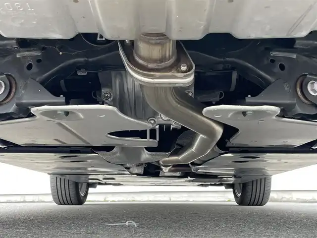 マツダ ＣＸ－６０ XD Lパッケージ 滋賀県 2023(令5)年 1.9万km ジェットブラックマイカ 純正ディスプレイオーディオ/・AM/FM/・HDMI/・Bluetooth/・AppleCarPlay/・AndroidAuto/360°ビューモニター/ステアリングスイッチ/革巻きステアリング/ステアリングスイッチ/ステアリングヒーター/置くだけ充電/前方ドライブレコーダー/ETC/全席シートヒーター/前席パワーシート/運転席メモリシート/前後進スマートブレーキサポート/前後進誤発進抑制/レーンキープアシスト/ロードキープアシスト/側方危険回避/前側方接近検知/後側方接近検知/ブラインドスポットモニタリング/降車時警告/ドライバー異常検知/アダプティブクルーズコントロール/オートリトラミラー/スマートキー×2/純正20インチアルミホイール