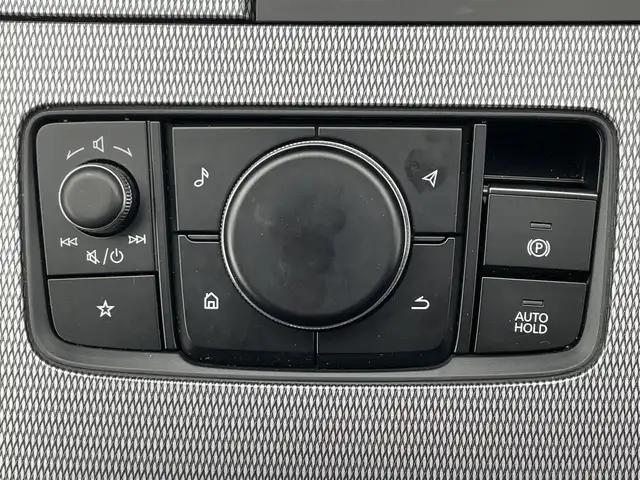 マツダ ＣＸ－６０ XD Lパッケージ 滋賀県 2023(令5)年 1.9万km ジェットブラックマイカ 純正ディスプレイオーディオ/・AM/FM/・HDMI/・Bluetooth/・AppleCarPlay/・AndroidAuto/360°ビューモニター/ステアリングスイッチ/革巻きステアリング/ステアリングスイッチ/ステアリングヒーター/置くだけ充電/前方ドライブレコーダー/ETC/全席シートヒーター/前席パワーシート/運転席メモリシート/前後進スマートブレーキサポート/前後進誤発進抑制/レーンキープアシスト/ロードキープアシスト/側方危険回避/前側方接近検知/後側方接近検知/ブラインドスポットモニタリング/降車時警告/ドライバー異常検知/アダプティブクルーズコントロール/オートリトラミラー/スマートキー×2/純正20インチアルミホイール