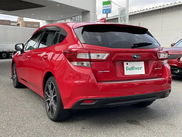 スバル インプレッサ スポーツ 2．0i－L アイサイト 福岡県 2017(平29)年 10.8万km ピュアレッド ワンオーナー/社外ナビ/（Panasonic:CN-LR820D）/Bluetooth対応/フルセグTV/CD/DVD/FM/AM/バックカメラ/レーダークルーズコントロール/パドルシフト/ドアバイザー/プッシュスタート/純正フロアマット/純正アルミホイール/保証書/取扱説明書/スペアキー/スマートキー