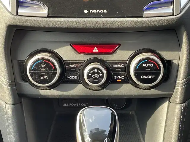 スバル インプレッサ スポーツ 2．0i－L アイサイト 福岡県 2017(平29)年 10.8万km ピュアレッド ワンオーナー/社外ナビ/（Panasonic:CN-LR820D）/Bluetooth対応/フルセグTV/CD/DVD/FM/AM/バックカメラ/レーダークルーズコントロール/パドルシフト/ドアバイザー/プッシュスタート/純正フロアマット/純正アルミホイール/保証書/取扱説明書/スペアキー/スマートキー