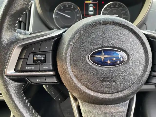 スバル インプレッサ スポーツ 2．0i－L アイサイト 福岡県 2017(平29)年 10.8万km ピュアレッド ワンオーナー/社外ナビ/（Panasonic:CN-LR820D）/Bluetooth対応/フルセグTV/CD/DVD/FM/AM/バックカメラ/レーダークルーズコントロール/パドルシフト/ドアバイザー/プッシュスタート/純正フロアマット/純正アルミホイール/保証書/取扱説明書/スペアキー/スマートキー