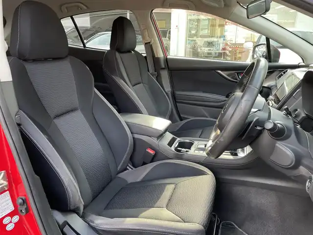 スバル インプレッサ スポーツ 2．0i－L アイサイト 福岡県 2017(平29)年 10.8万km ピュアレッド ワンオーナー/社外ナビ/（Panasonic:CN-LR820D）/Bluetooth対応/フルセグTV/CD/DVD/FM/AM/バックカメラ/レーダークルーズコントロール/パドルシフト/ドアバイザー/プッシュスタート/純正フロアマット/純正アルミホイール/保証書/取扱説明書/スペアキー/スマートキー