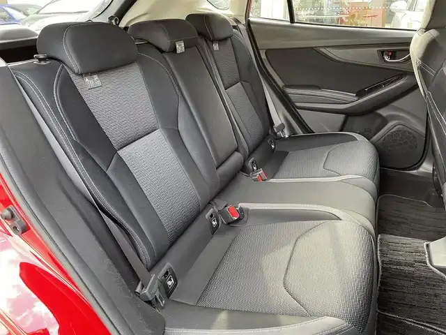 スバル インプレッサ スポーツ 2．0i－L アイサイト 福岡県 2017(平29)年 10.8万km ピュアレッド ワンオーナー/社外ナビ/（Panasonic:CN-LR820D）/Bluetooth対応/フルセグTV/CD/DVD/FM/AM/バックカメラ/レーダークルーズコントロール/パドルシフト/ドアバイザー/プッシュスタート/純正フロアマット/純正アルミホイール/保証書/取扱説明書/スペアキー/スマートキー