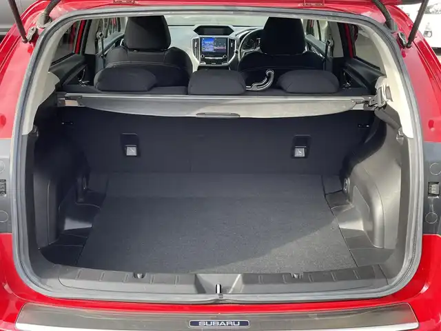 スバル インプレッサ スポーツ 2．0i－L アイサイト 福岡県 2017(平29)年 10.8万km ピュアレッド ワンオーナー/社外ナビ/（Panasonic:CN-LR820D）/Bluetooth対応/フルセグTV/CD/DVD/FM/AM/バックカメラ/レーダークルーズコントロール/パドルシフト/ドアバイザー/プッシュスタート/純正フロアマット/純正アルミホイール/保証書/取扱説明書/スペアキー/スマートキー