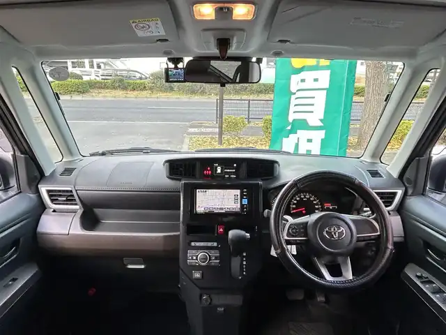 トヨタ ルーミー G 東京都 2024(令6)年 0.2万km ブライトシルバーM ワンオーナー/純正ナビ(NMZK-W73D)/・フルセグTV/Bluetoothオーディオ/DVD/バックカメラ/前後ドライブレコーダー（TZ-DR210)/前後コーナーセンサー/レーンキープアシスト/衝突軽減システム/ステアリングスイッチ/両側パワースライドドア/LEDヘッドライト/オートライト/オートハイビーム/ETC2.0/スマートキー/スペアキー×1/保証書/整備記録簿/取扱説明書