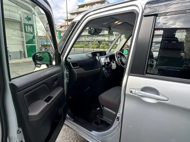 トヨタ ルーミー G 東京都 2024(令6)年 0.2万km ブライトシルバーM ワンオーナー/純正ナビ(NMZK-W73D)/・フルセグTV/Bluetoothオーディオ/DVD/バックカメラ/前後ドライブレコーダー（TZ-DR210)/前後コーナーセンサー/レーンキープアシスト/衝突軽減システム/ステアリングスイッチ/両側パワースライドドア/LEDヘッドライト/オートライト/オートハイビーム/ETC2.0/スマートキー/スペアキー×1/保証書/整備記録簿/取扱説明書