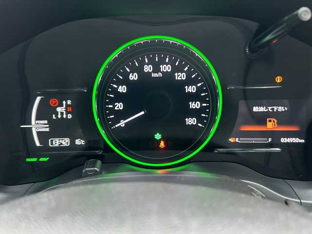 ホンダ ヴェゼル ハイブリッド Z ホンダセンシング 大阪府 2018(平30)年 3.5万km プラチナホワイトパール 純正ナビ(BT/フルセグ/DVD/USB)/バックカメラ/レーダークルーズコントロール/衝突被害軽減システム/レーンキープアシスト/盗難防止装置/横滑り防止装置/コーナーセンサー/ハーフレザーシート/シートヒーター/ドライブレコーダー/ETC/LEDヘッドライト/オートライト/純正フロアマット/純正アルミホイール/スペアキー