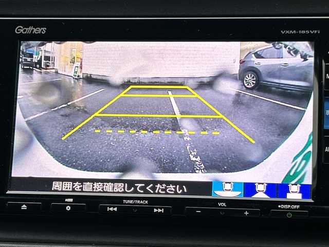 ホンダ ヴェゼル ハイブリッド Z ホンダセンシング 大阪府 2018(平30)年 3.5万km プラチナホワイトパール 純正ナビ(BT/フルセグ/DVD/USB)/バックカメラ/レーダークルーズコントロール/衝突被害軽減システム/レーンキープアシスト/盗難防止装置/横滑り防止装置/コーナーセンサー/ハーフレザーシート/シートヒーター/ドライブレコーダー/ETC/LEDヘッドライト/オートライト/純正フロアマット/純正アルミホイール/スペアキー