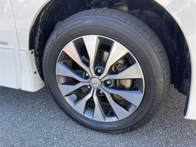 日産 セレナ ハイウェイスターVセレクションⅡ 福岡県 2019(平31)年 8.3万km ブリリアントホワイトパール 2トーン 純正9型メモリーナビ/CD/DVD/Bluetooth/フルセグTV/アラウンドビューモニター/LEDライト/エマージェンシーブレーキ/インテリジェントパーキングアシスト/アイドリングストップ/両側パワスラ/ETC/純正ドライブレコーダー/クルーズコントロール/インテリジェントキー/プッシュスタート