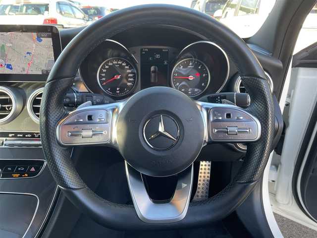 メルセデス・ベンツ Ｃ２２０ｄ ワゴン アバンギャルド 滋賀県 2019(令1)年 5.9万km パール 禁煙車/純正ナビ/（フルセグTV／Bluetooth／USB／Apple CarPlay／Android Auto）/Burmesterサウンド/全方位カメラ/ビルトインETC/ブラインドスポットモニター/前席シートヒーター/メモリーシート/前方ドライブレコーダー/レザーシート/レーンキープアシスト/ステアリングアシスト/パーキングセンサー/パドルシフト/アダプティブクルーズコントロール/前後ソナー/パワーバックドア/アイドリングストップ/ステアリングスイッチ/電動パーキングブレーキ/LEDヘッドライト/オートライト/プッシュスタート/スマートキー