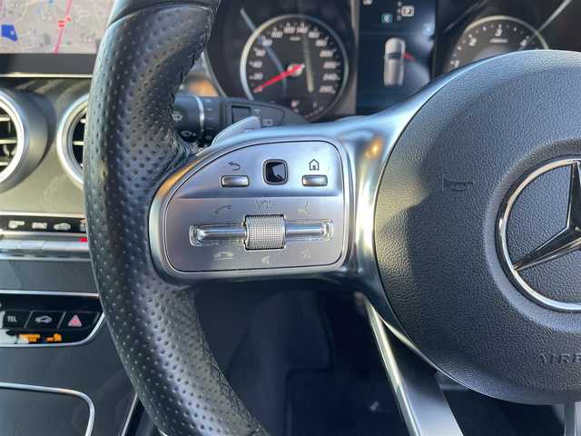 メルセデス・ベンツ Ｃ２２０ｄ ワゴン アバンギャルド 滋賀県 2019(令1)年 5.9万km パール 禁煙車/純正ナビ/（フルセグTV／Bluetooth／USB／Apple CarPlay／Android Auto）/Burmesterサウンド/全方位カメラ/ビルトインETC/ブラインドスポットモニター/前席シートヒーター/メモリーシート/前方ドライブレコーダー/レザーシート/レーンキープアシスト/ステアリングアシスト/パーキングセンサー/パドルシフト/アダプティブクルーズコントロール/前後ソナー/パワーバックドア/アイドリングストップ/ステアリングスイッチ/電動パーキングブレーキ/LEDヘッドライト/オートライト/プッシュスタート/スマートキー